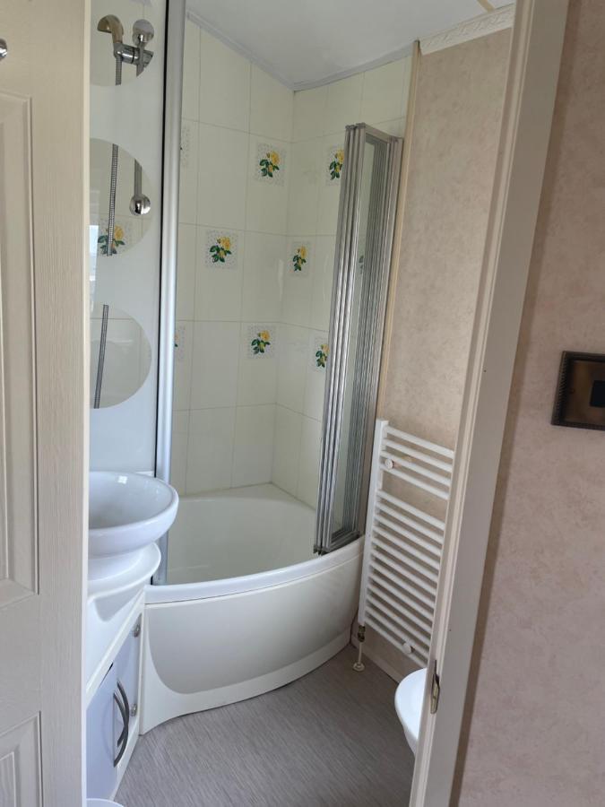 Amazing Holiday Home With Sea Views Нюкасъл ъпон Тайн Екстериор снимка